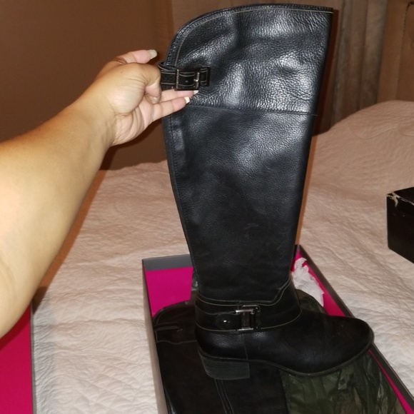 Vince Camuto riding boots - Picture 2 of 2